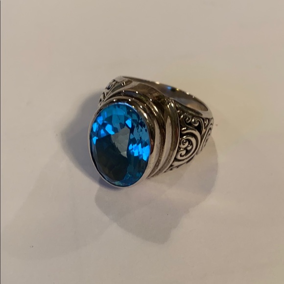 Sterling Silver Blue Topaz Ring 8.5 - Picture 1 of 7